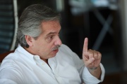 Fernández cruzó a Berni y le pidió que se ocupe de los problemas de la provincia