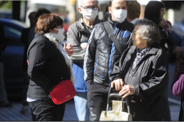 Jubilados y PAMI buscan médicos por fuera de Junín porque los locales no los atienden