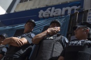 El gobierno registró alta adhesión de los retiros voluntarios en Télam y avanza en su cierre