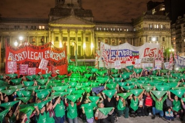 Aborto: ¿qué pasó en  el Senado y qué puede  ocurrir el miércoles 8 con la legalización?