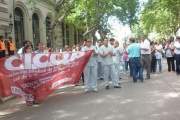 Médicos hospitalarios comenzaron un paro de 48 horas