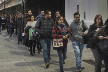 En un año se perdieron más de 217 mil puestos de trabajo