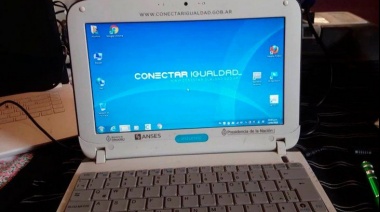 El Gobierno relanza el programa Conectar Igualdad y entrega netbooks