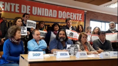 Docentes reclaman la devolución urgente de los "descuentos indebidos"