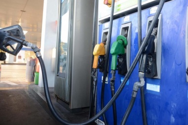 YPF aumentó 4,5% en promedio los precios de sus combustibles