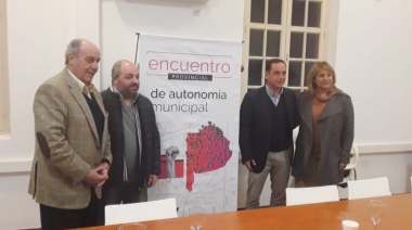 Radicales debatieron en Junín sobre la autonomía municipal