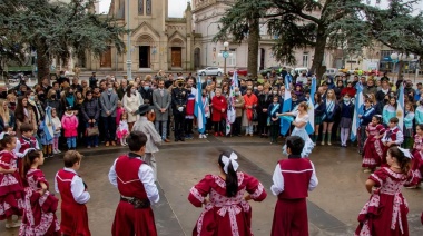 Junín conmemoró un nuevo aniversario de la Revolución de Mayo