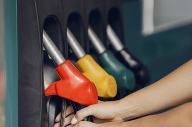 Empresarios presionan para que se concrete el aumento de combustibles