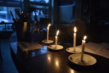 Veinte mil usuarios siguen sin electricidad en La Plata