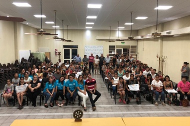 El Rotary Junín entregó becas a estudiantes de la secundaria