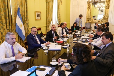 El Gobierno prepara un subsidio para empresas que tomen empleados desde septiembre