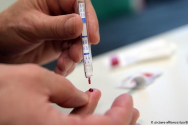 Laboratorios hacen análisis gratuitos para la detección de VIH