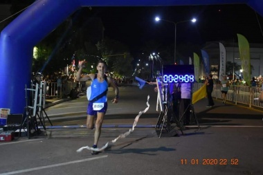 Oscar Cabral ganó en Trenque Lauquen y Talía Silva llegó sexta