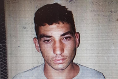 La policía todavía no encontró al preso que se le fugó