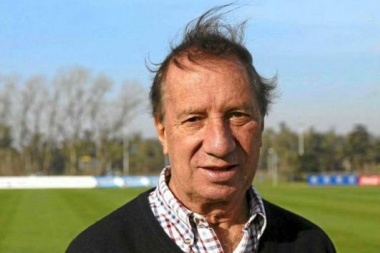 Carlos Bilardo fue trasladado y continúa en buen estado de salud