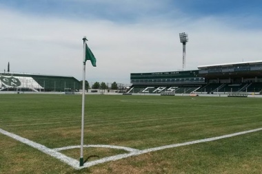La pelota la tienen los jugadores