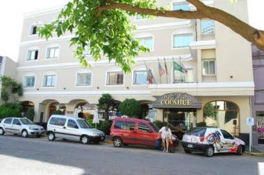 Un clásico juninense: el Hotel Copahue cerró sus puertas