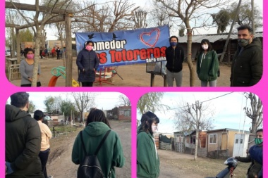 Reparto en comedores de los voluntarios de Don Ito