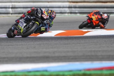 Zarco hizo la pole y saldrá adelante en MotoGP