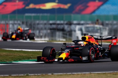 Verstappen estuvo impecable y cortó la hegemonía de Mercedes
