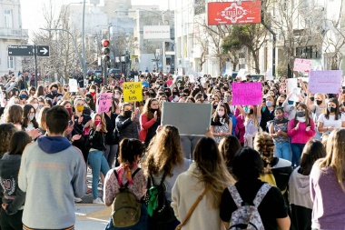 Mujeres marcharon reclamando justicia por Rosa