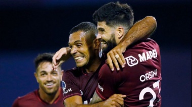 Lanús goleó a Vélez y es finalista de la Copa Sudamericana