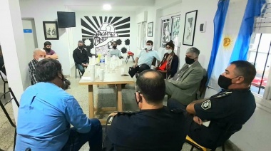 Autoridades provinciales de Seguridad en Junín, atendiendo reclamos