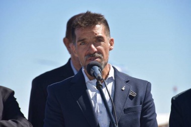 Empresario juninense inauguró la primera refinería de petróleo en La Pampa