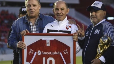A 30 años del último partido de Bochini