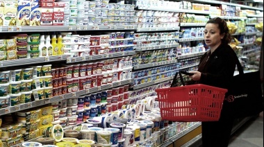 El Gobierno lanzó Súper Cerca, una canasta de 70 productos a precios congelados