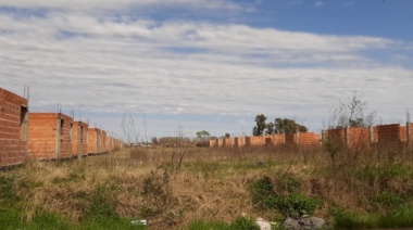 Las abandonadas viviendas de calle Chile, un monumento a la desidia