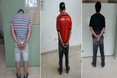 Tras una persecución, detuvieron a tres jóvenes y secuestraron 1 kilo de cocaína