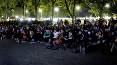 El colectivo Les Jóvenes proyectará el documental “¿Qué queremos hacer?”