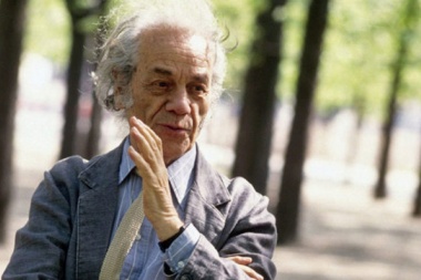 A sus 103 años, Nicanor Parra todavía espera el Nobel de Literatura