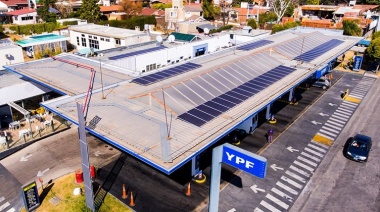 Las estaciones de servicio del AMBA que instalen paneles solares tendrán beneficios