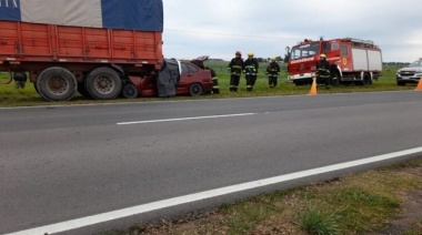 Mató a su mujer y se suicidó chocando contra un camión