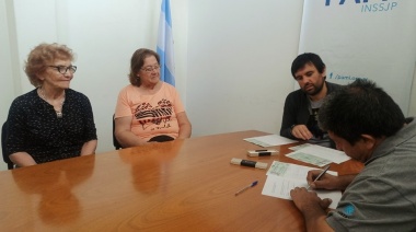 PAMI Junín entregó recursos del Programa “Fútbol para todos"