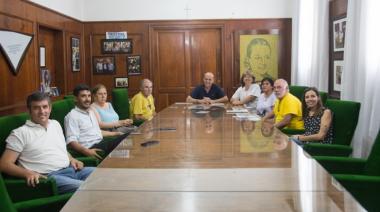 Zurro quiso cambiar el nombre a una plaza y se enojaron los “tanos”