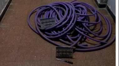 Un joven y tres menores fueron detenidos cuando transportaban cables robados