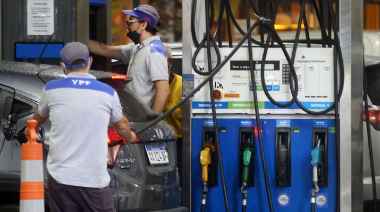 Se podrá seguir pagando con tarjeta la nafta en YPF