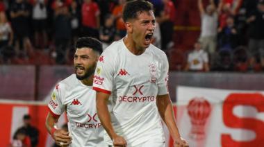 Huracán le ganó a Arsenal y lo hundió un poco más