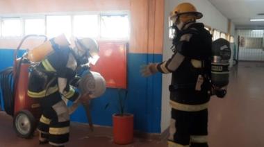 Simulacro de incendio en la UP16 de nuestra ciudad