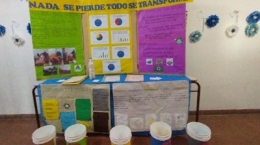 Feria de ciencias en la Unidad 16 de Junín