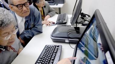 Adultos y nuevas tecnologías, otra inclusión urgente