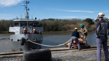 Astillero Río Santiago presentó una lancha para la Armada íntegramente hecha en el país