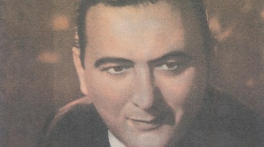 Donde florecen, como glicinas, las lindas pibas de delantal