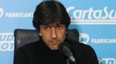 Federico Vilar dejó de ser el DT de Arsenal