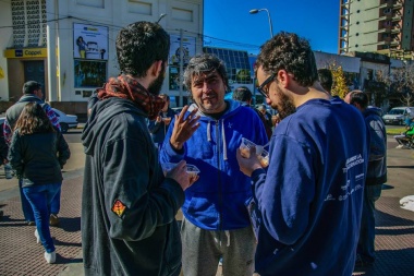 Juan Manuel Sequeira: “La gente sale a las  calles para visiblizar  su temor y dolor”