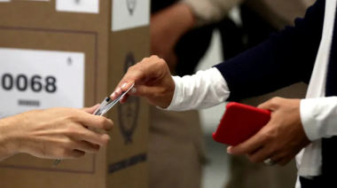 Con qué documento se puede votar