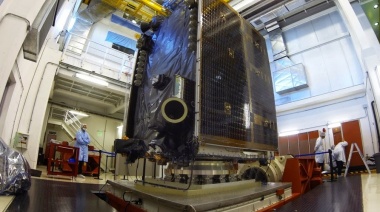 ARSAT no puede venderse, porque su infraestructura de comunicaciones no tiene precio
